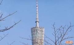 <b>矗立正在广州城市新中轴线取珠江景不雅线的交</b>